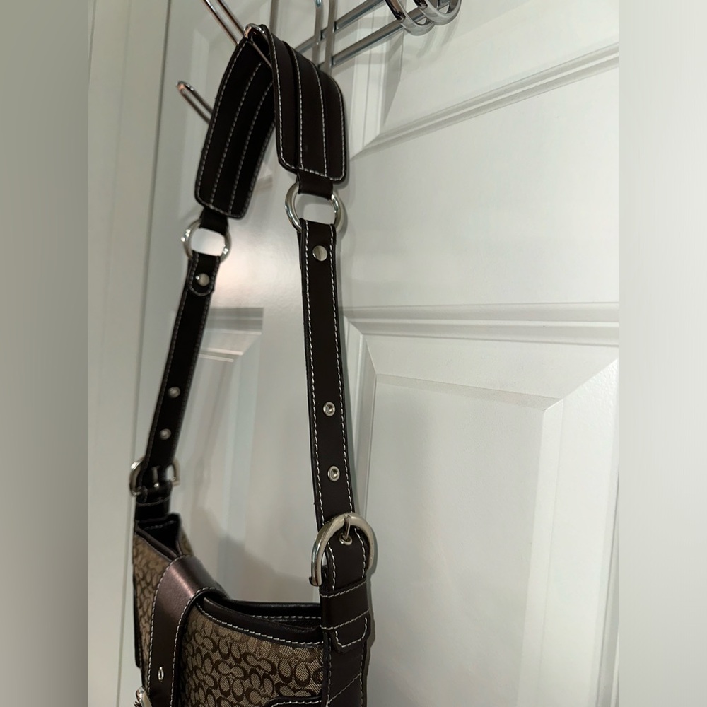 Coach Bag - Picture 4 of 12
